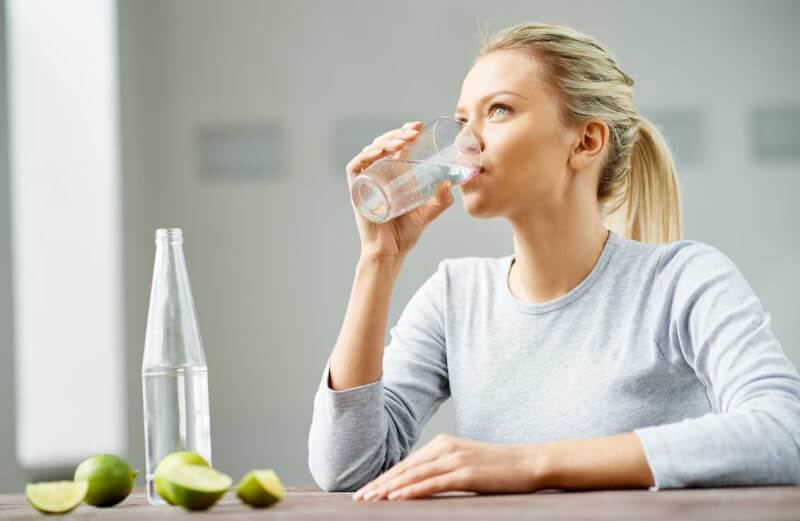 Uống nhiều nước cách giảm cân an toàn và tốt cho sức khỏe